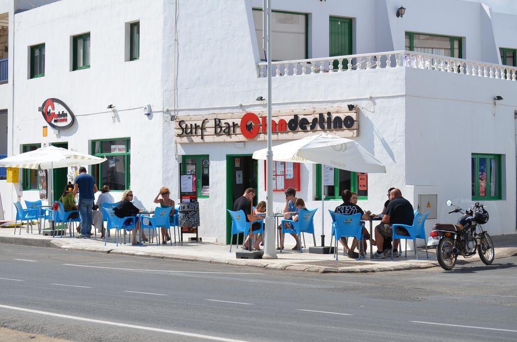 Absolute Beachfront Apartment Famara Exterior foto
